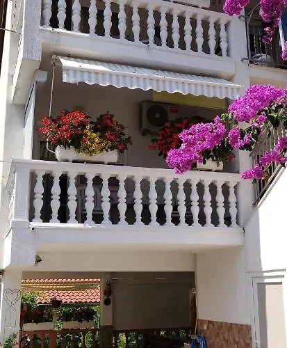 House Lucija Διαμέρισμα Πόρετς