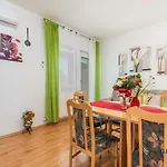 Appartement House Lucija *