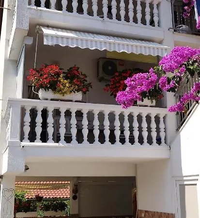 House Lucija Διαμέρισμα Πόρετς