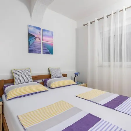 House Lucija * Πόρετς