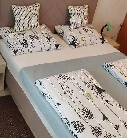 House Lucija Apartman