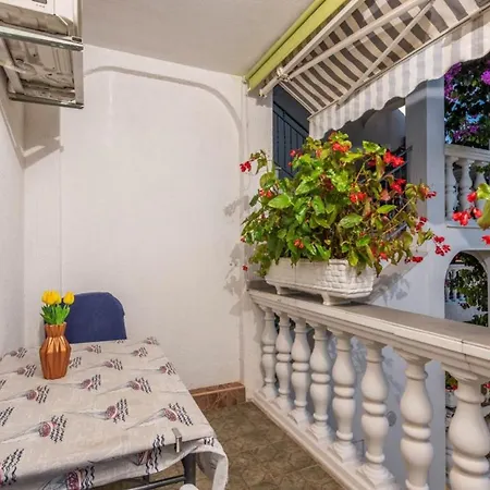 House Lucija Πόρετς