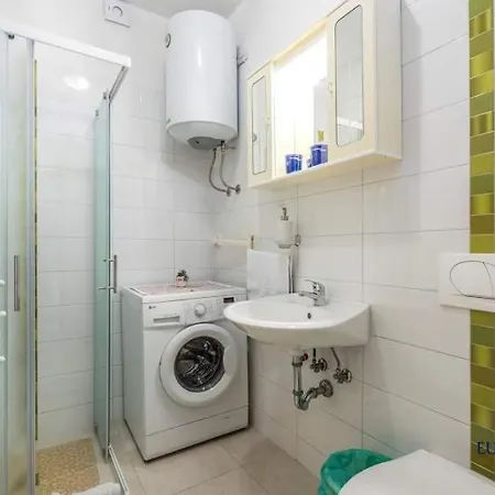 Apartment House Lucija