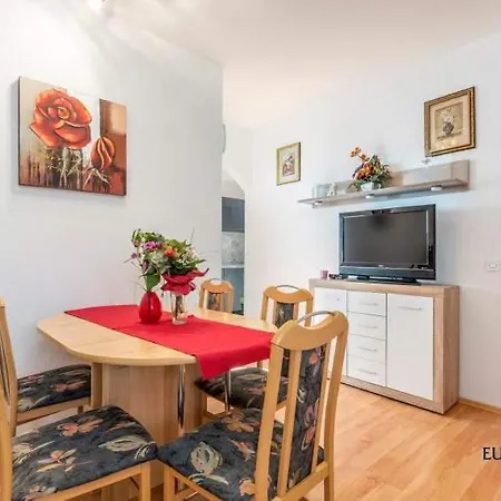 Διαμέρισμα House Lucija Πόρετς