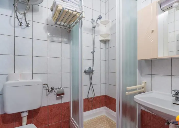 Apartament House Lucija *